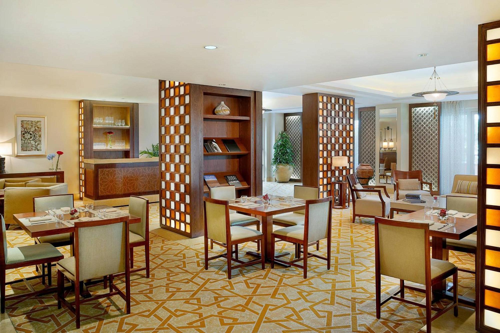 Club Garden Room 2 Queen Beds Club Lounge Access 5 Culinary Presentations Including Flowing Beverages,1615382596:JPEG